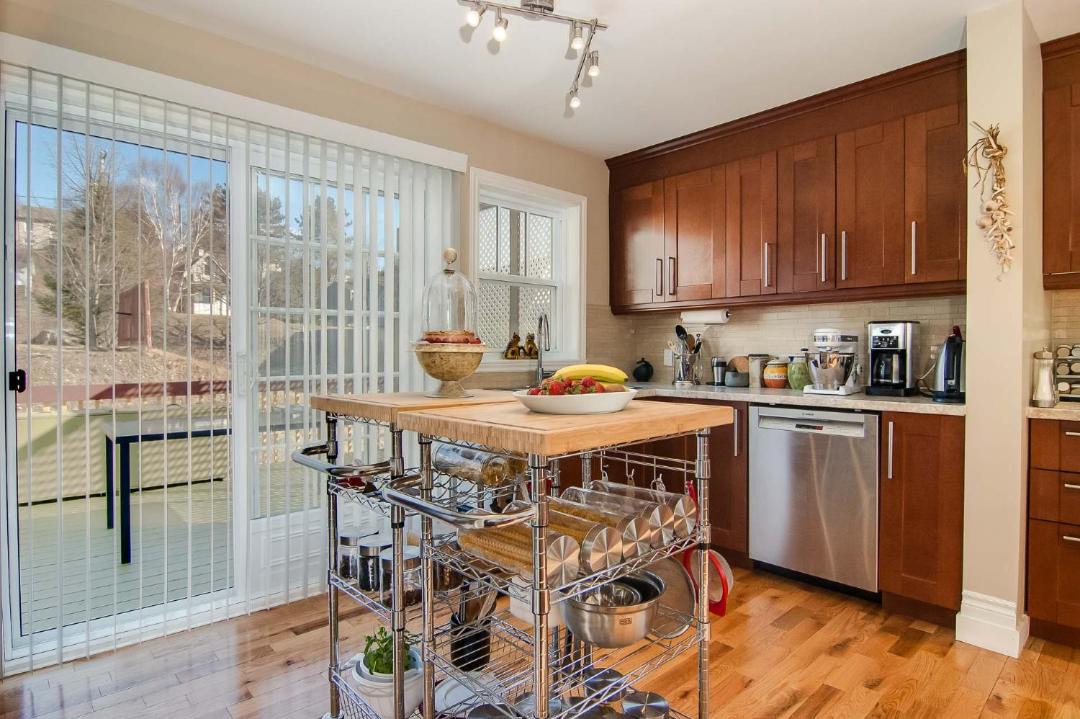 Photo of Kitchen in Saint-Damien-de-Buckland