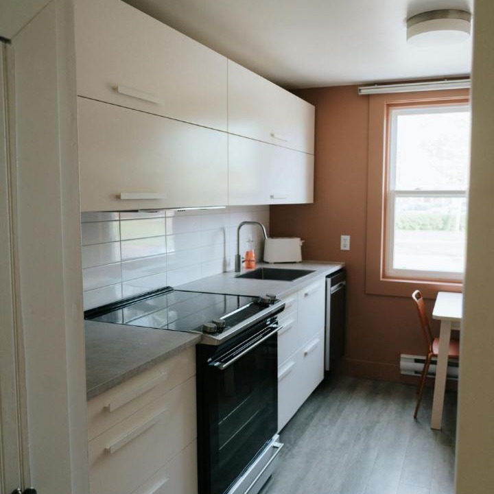 Photo of Kitchen in Queens Square
