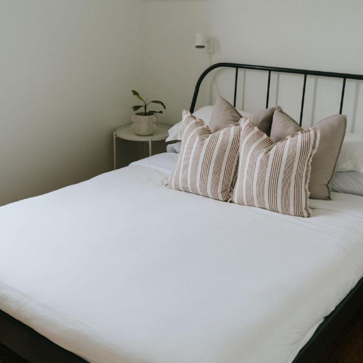Photo of Bedroom in Queens Square