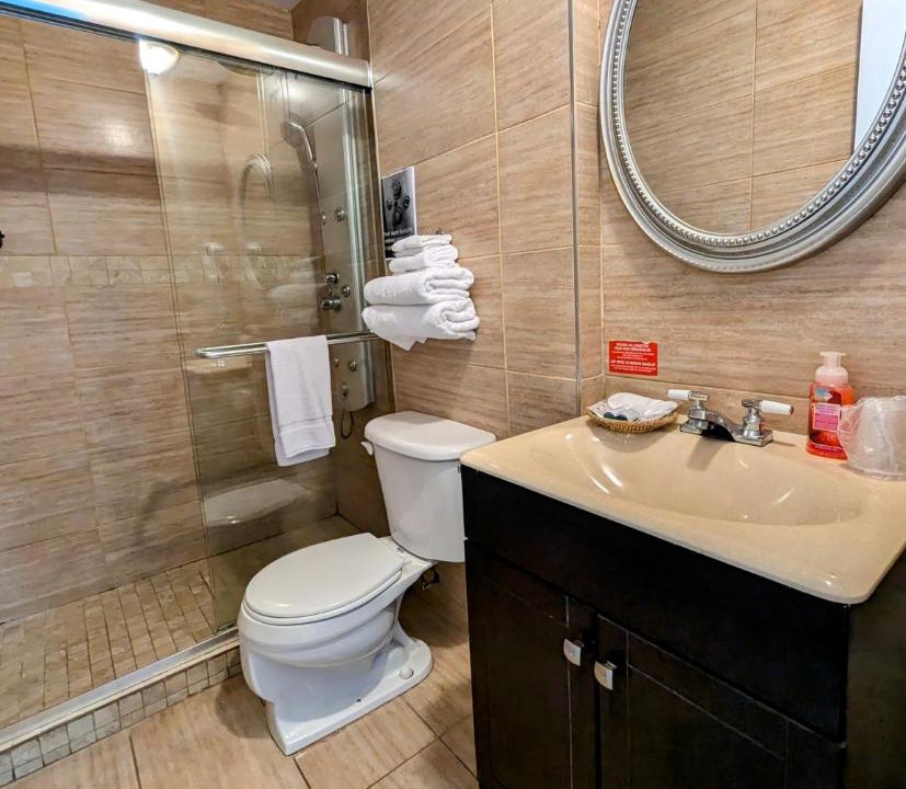 Photo of Bathroom in Saint-Sauveur