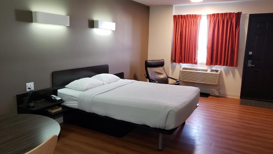 Photo of Bedroom in Innisfail