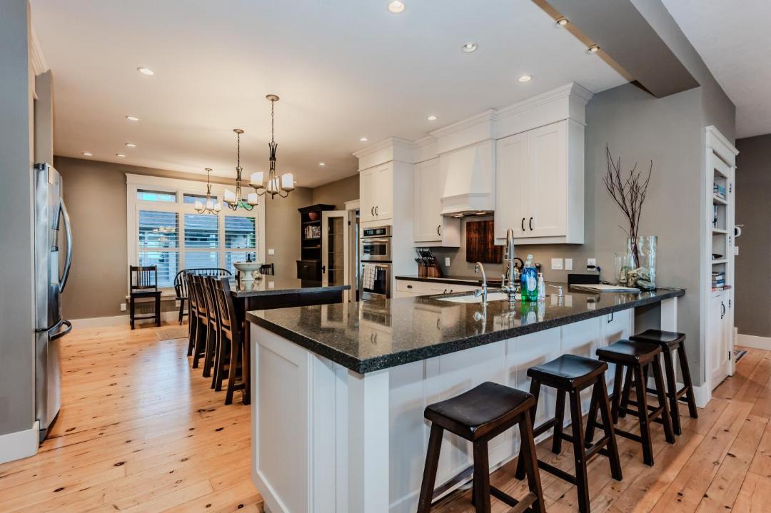 Photo of Kitchen in Lion's Head