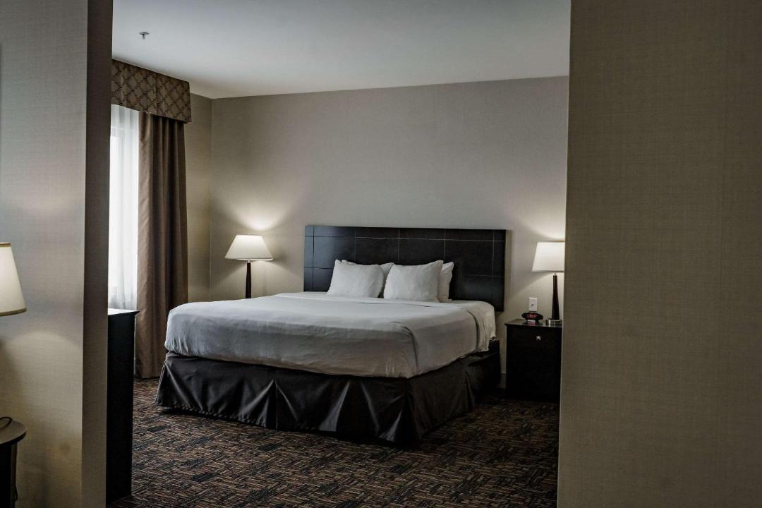 Photo of Bedroom in Leduc