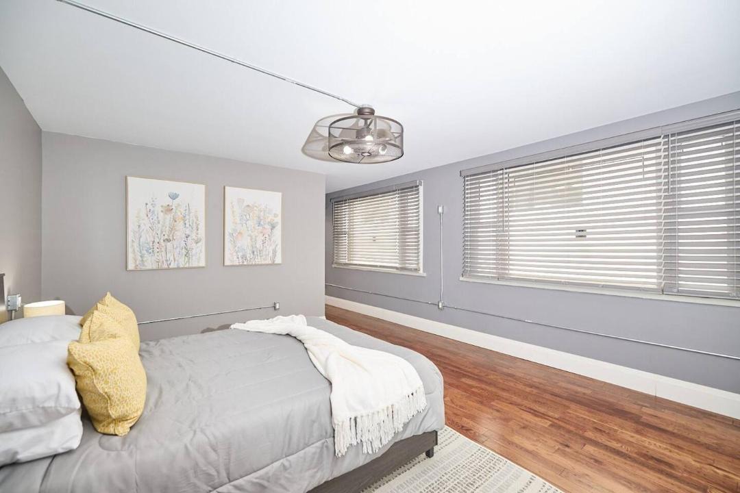 Photo of Bedroom in Downtown Niagara Falls