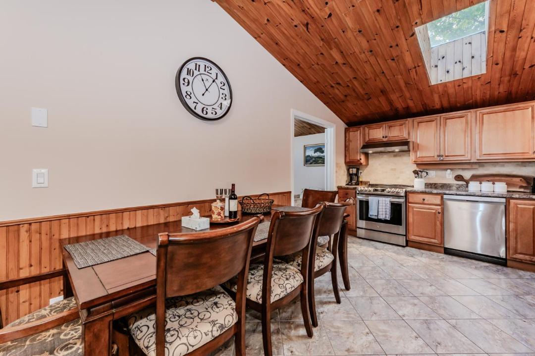 Photo of Kitchen in Lion's Head