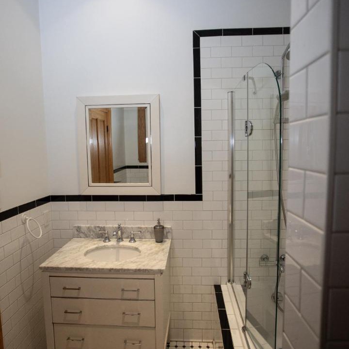 Photo of Bathroom in Shaughnessy Village