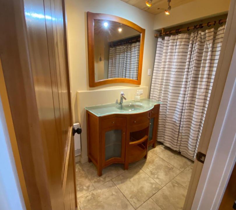 Photo of Bathroom in Les Eboulements