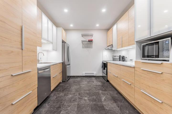 Photo of Kitchen in La Petite-Patrie