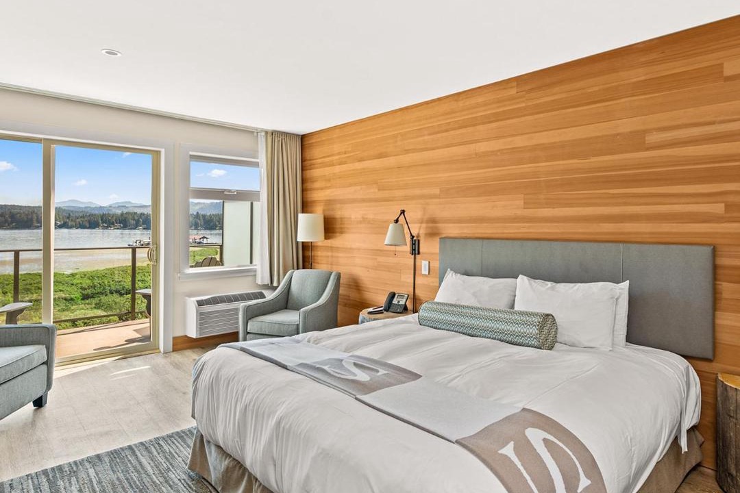 Photo of Bedroom in Sproat Lake