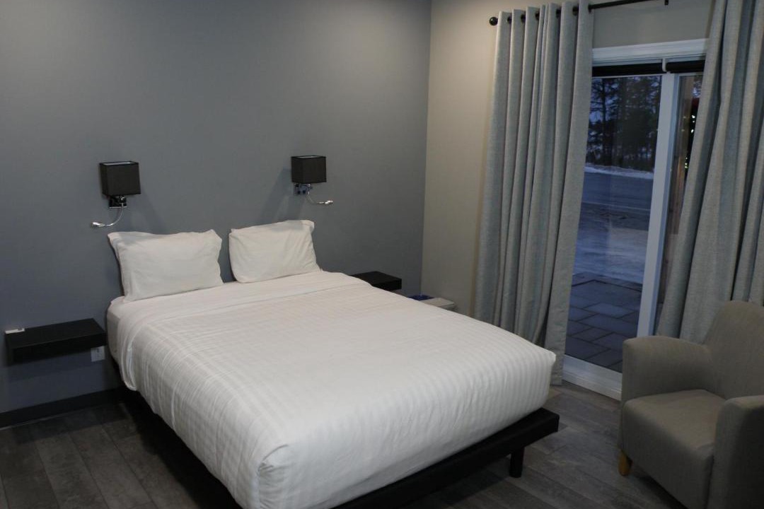 Photo of Bedroom in Saint-Ambroise