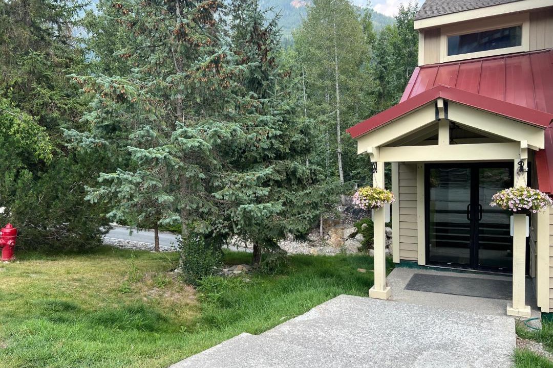 Photo of Others in East Kootenay