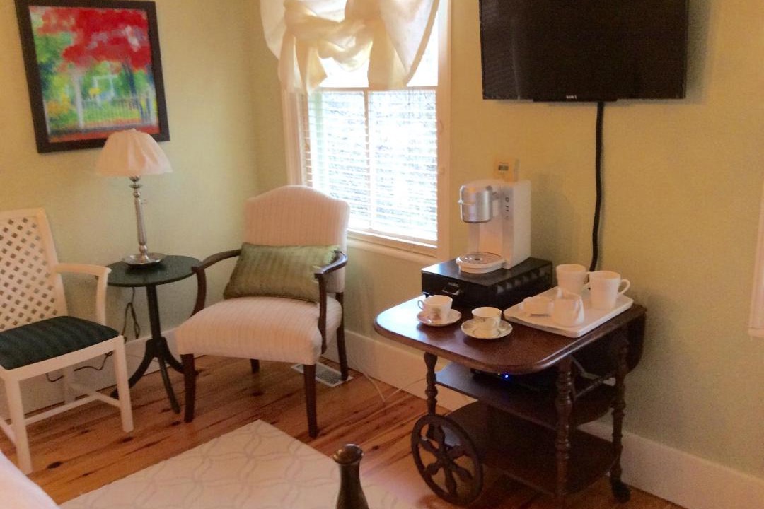 Photo of Livingroom in Old Town Historic District