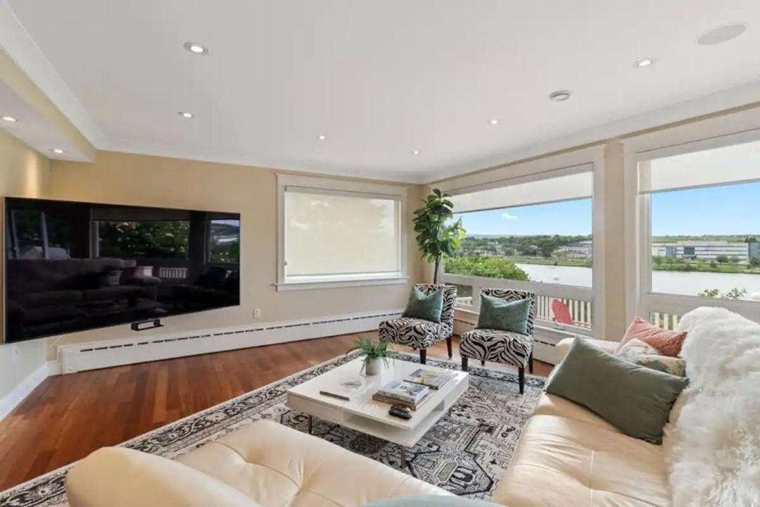 Photo of Livingroom in Quidi Vidi