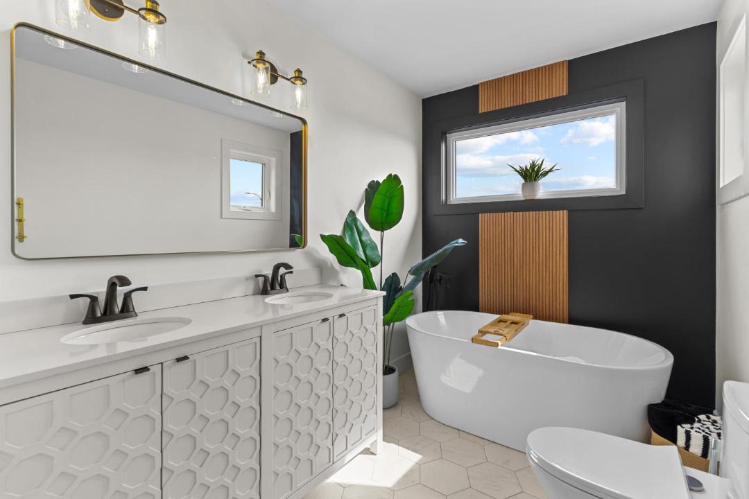 Photo of Bathroom in Terra Nova