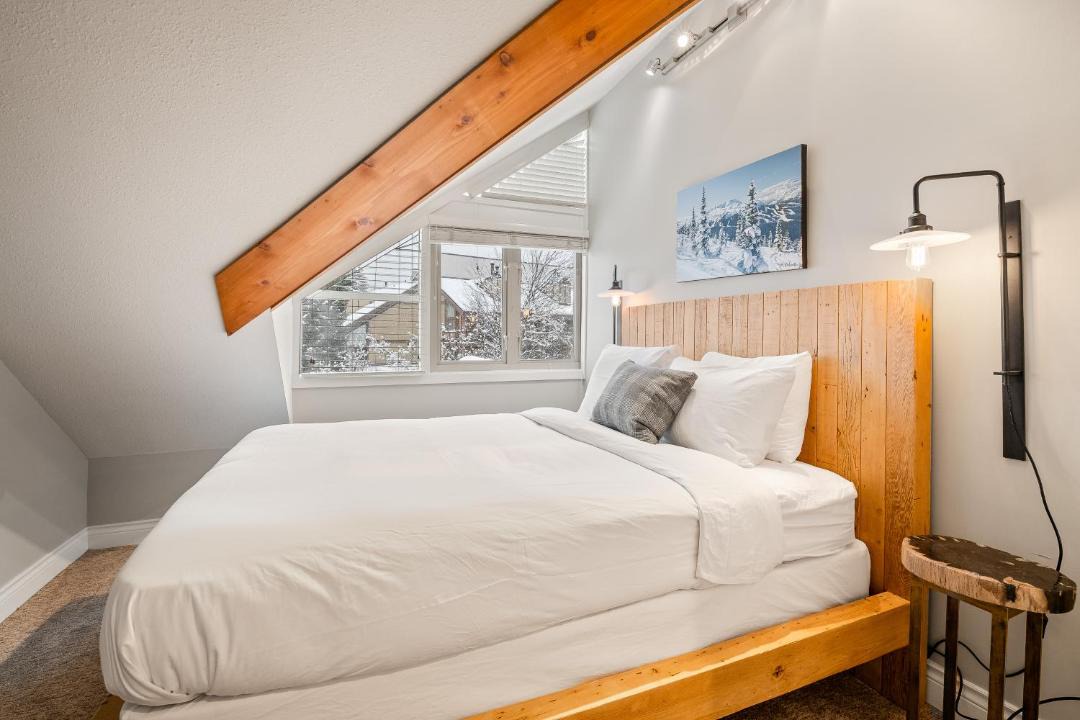 Photo of Bedroom in Whistler Village