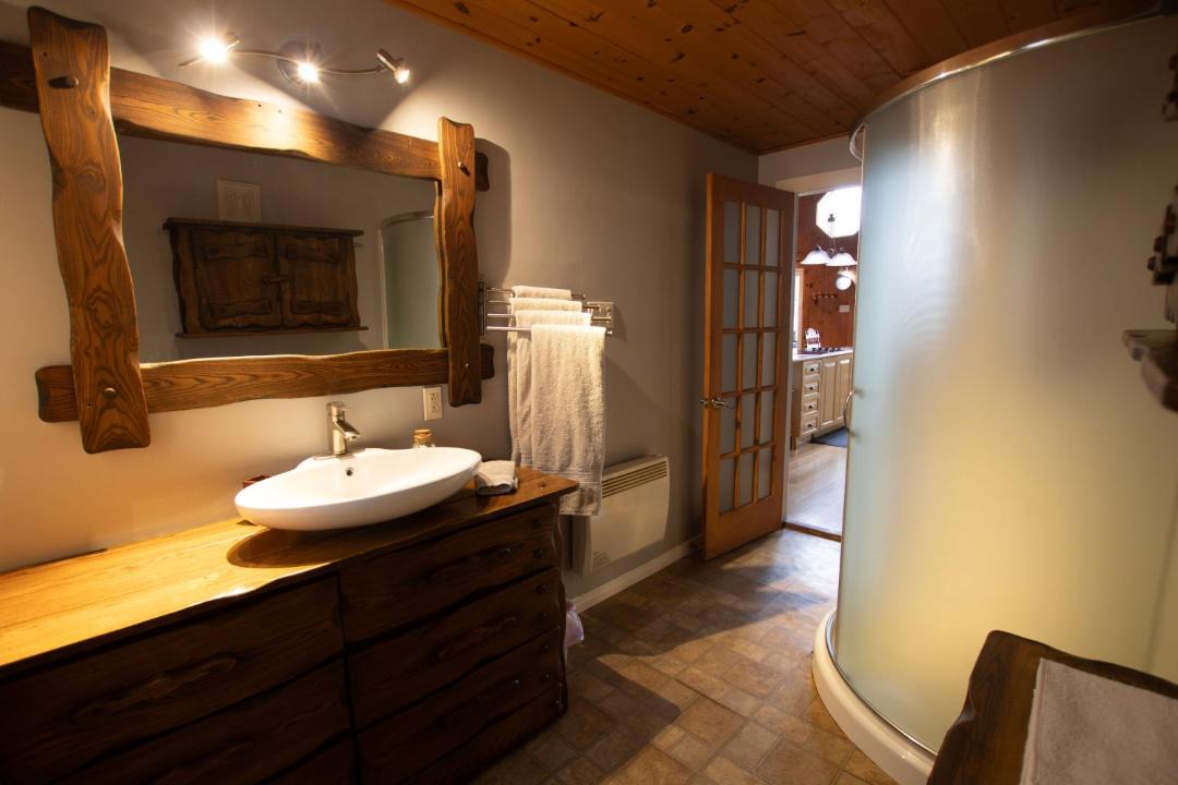 Photo of Bathroom in Plaisance