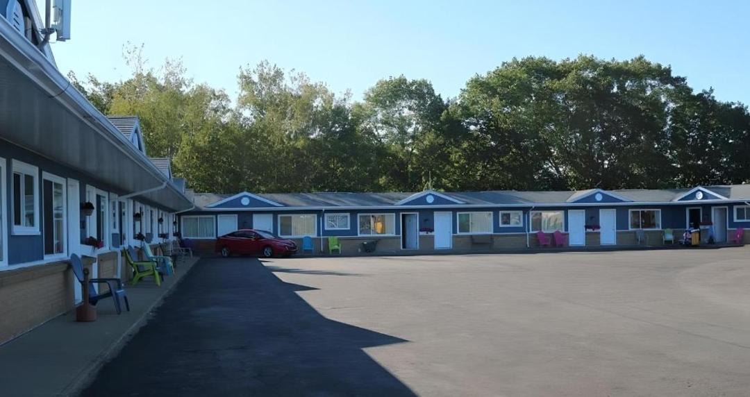 Photo of Buildings in Digby