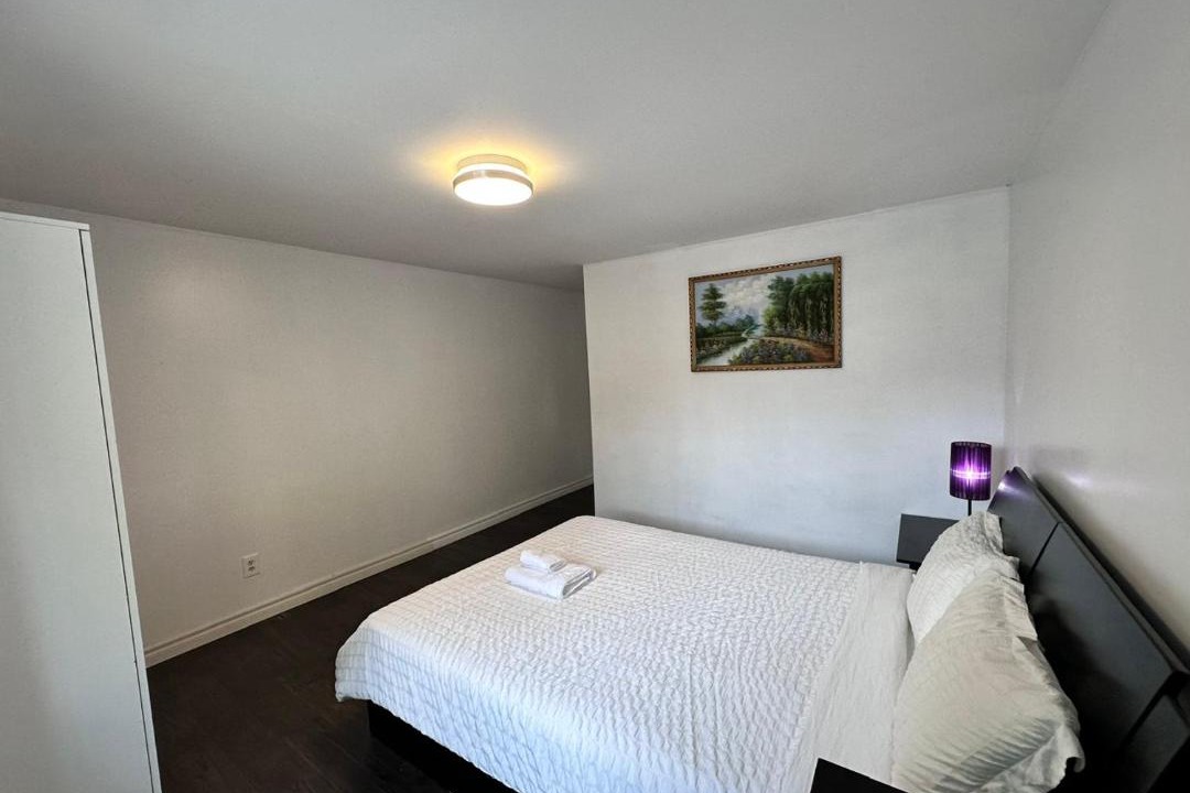 Photo of Bedroom in Mississauga