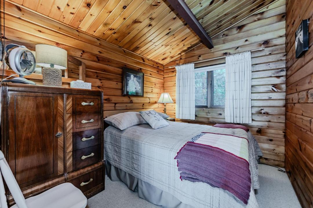Photo of Bedroom in Lion's Head