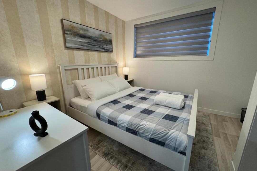 Photo of Bedroom in Cote-Des-Neiges—Notre-Dame-De-Grace