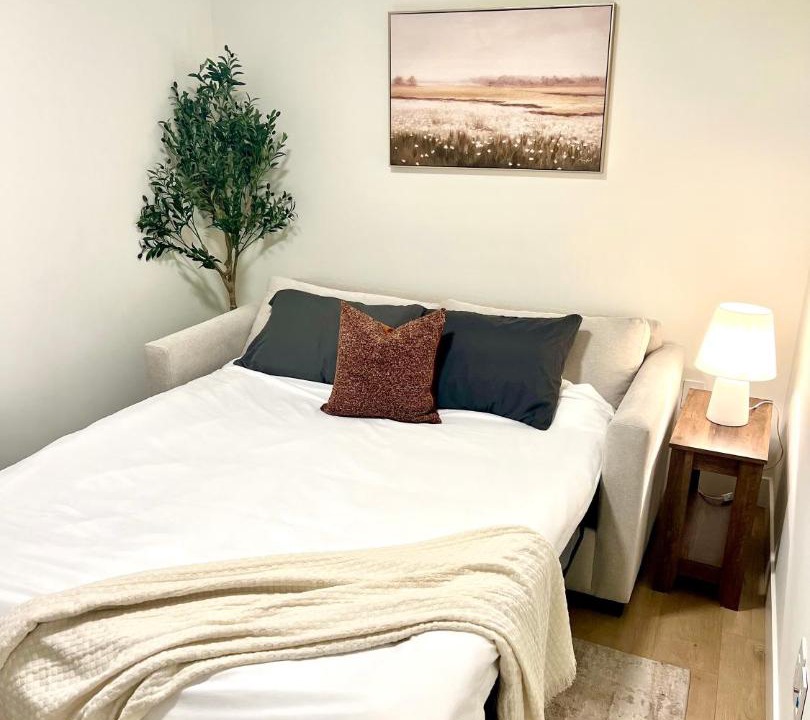 Photo of Bedroom in Sunset