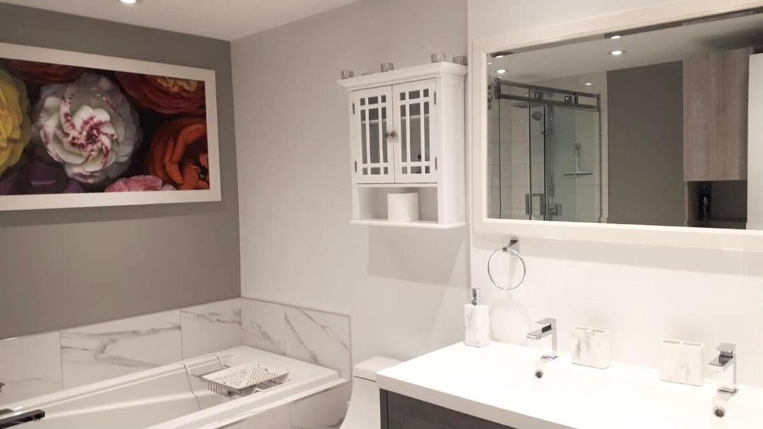 Photo of Bathroom in Longue-Pointe
