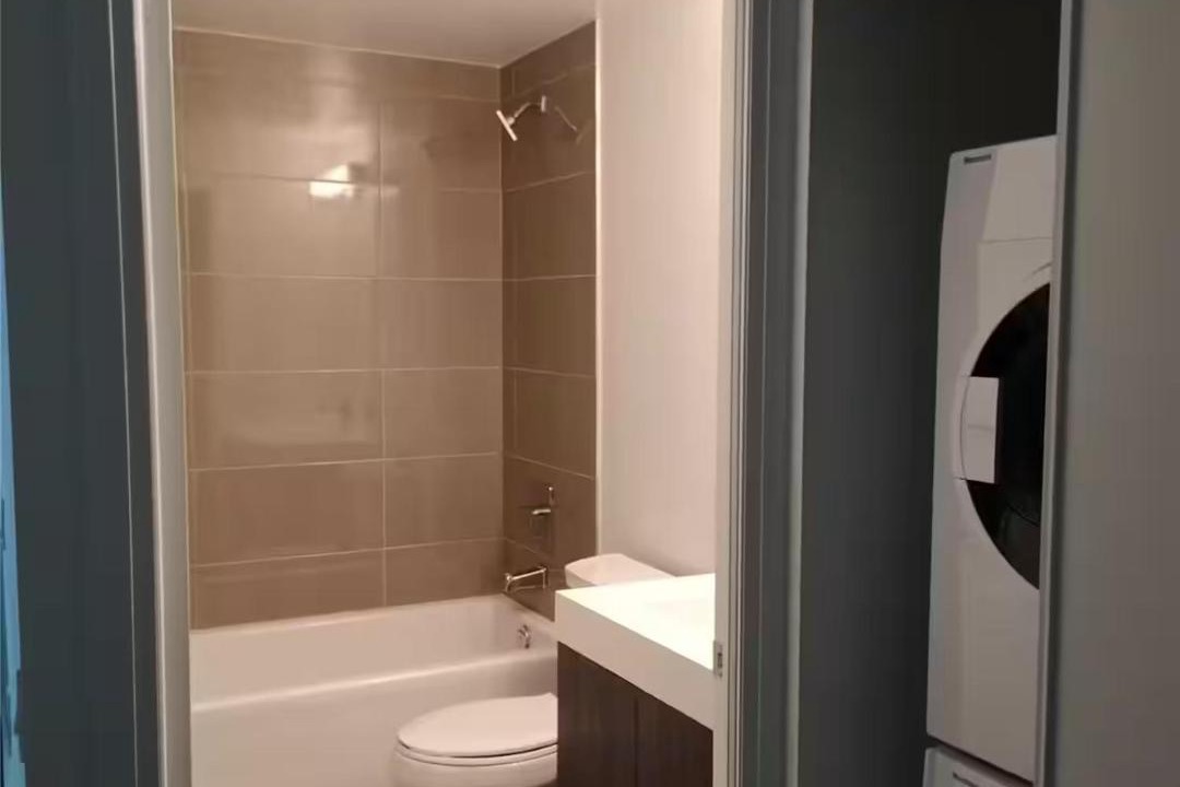 Photo of Bathroom in Garden District