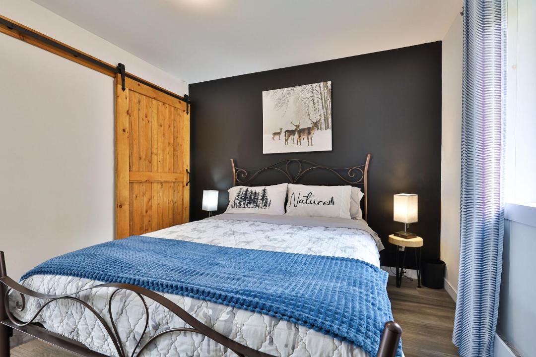 Photo of Bedroom in Saint-Joseph-de-Coleraine