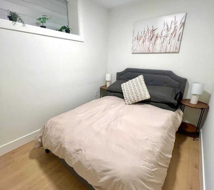 Photo of Bedroom in Sunset