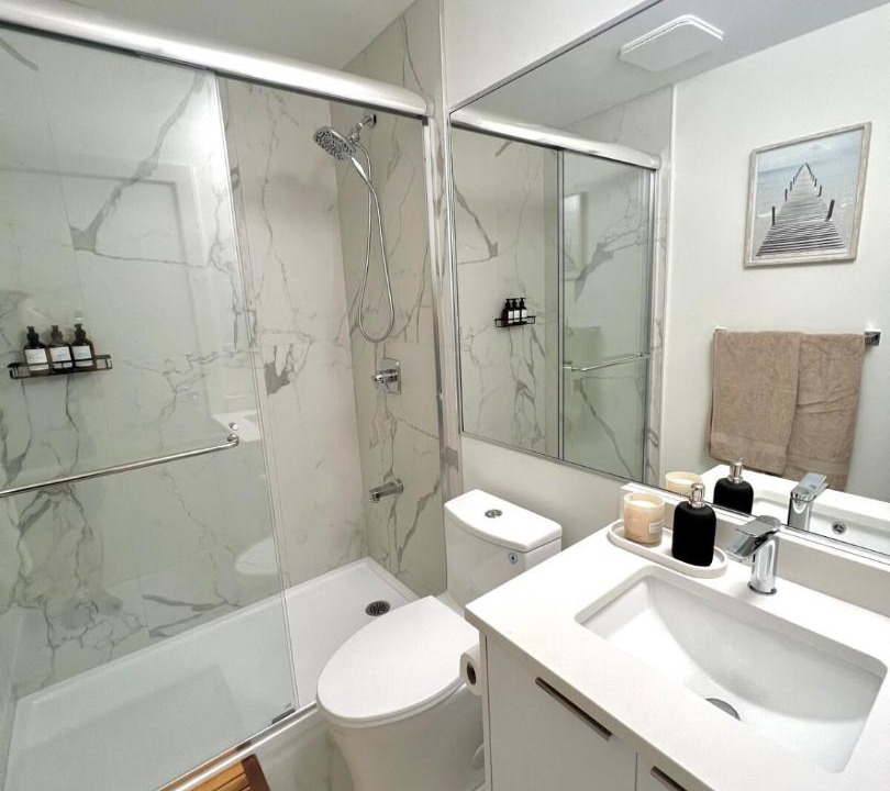 Photo of Bathroom in Sunset