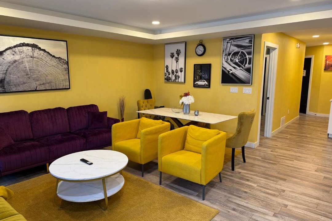 Photo of Livingroom in Fort Gary