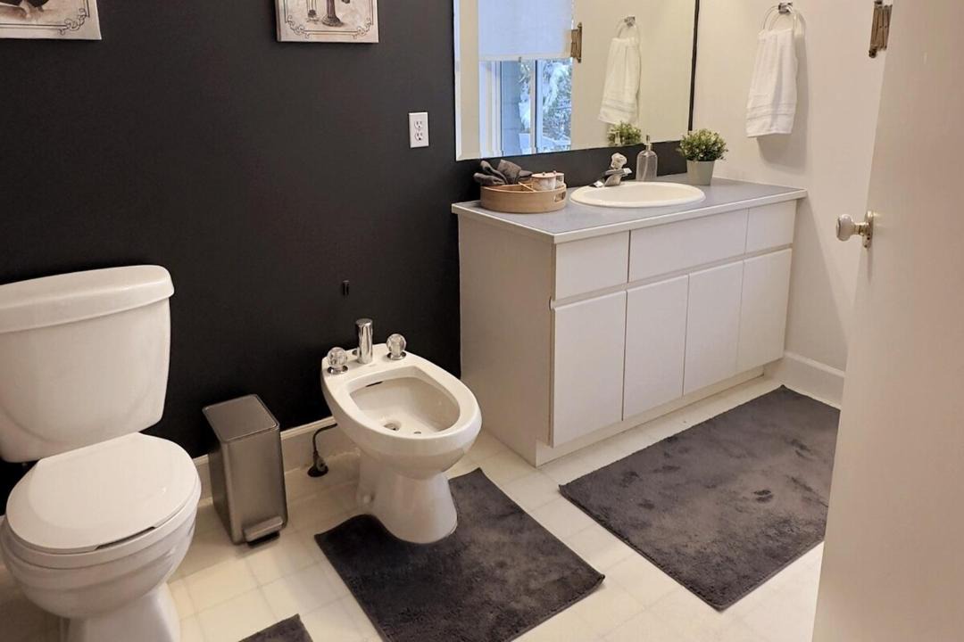 Photo of Bathroom in Dundarave