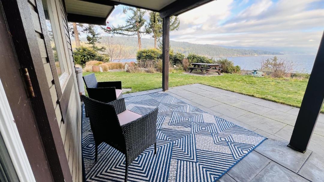 Photo of Patio Balcony in Halfmoon Bay