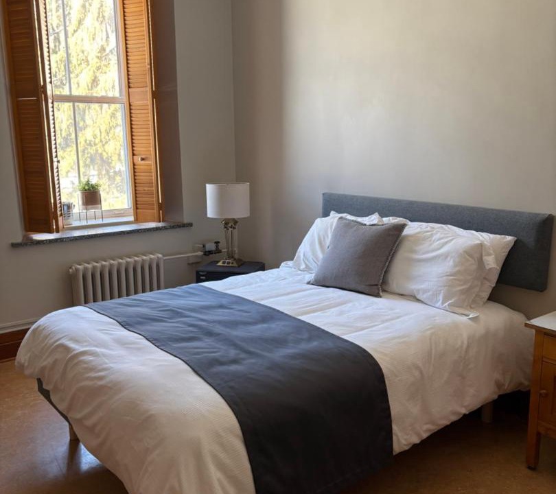 Photo of Bedroom in Oka