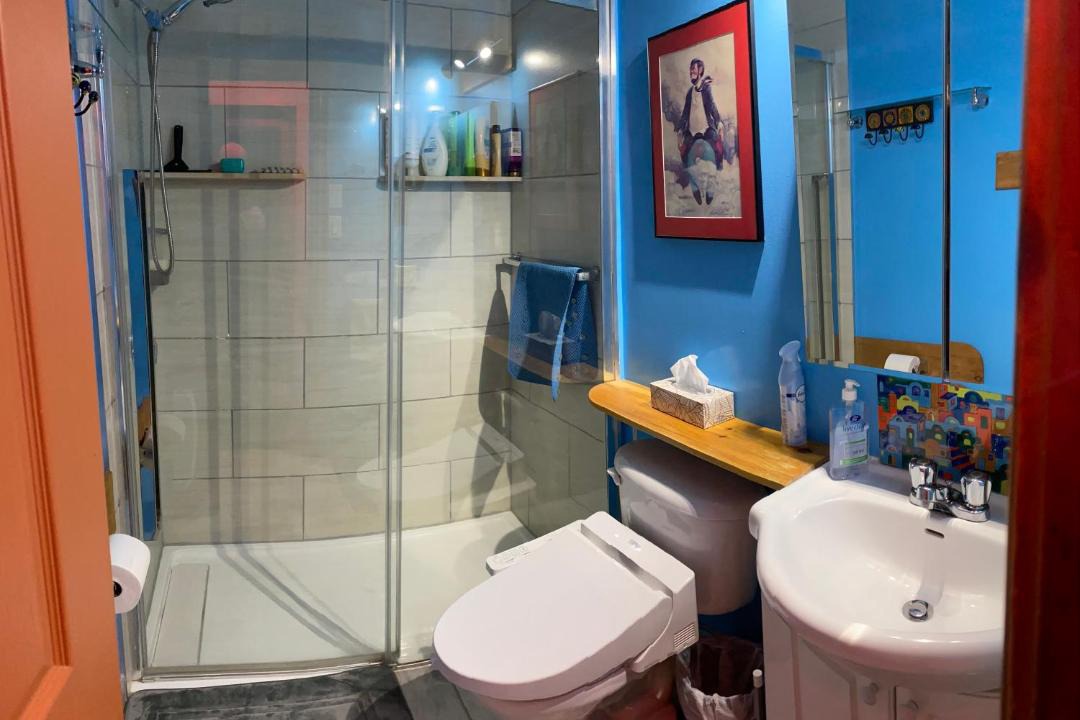 Photo of Bathroom in Saint Henri