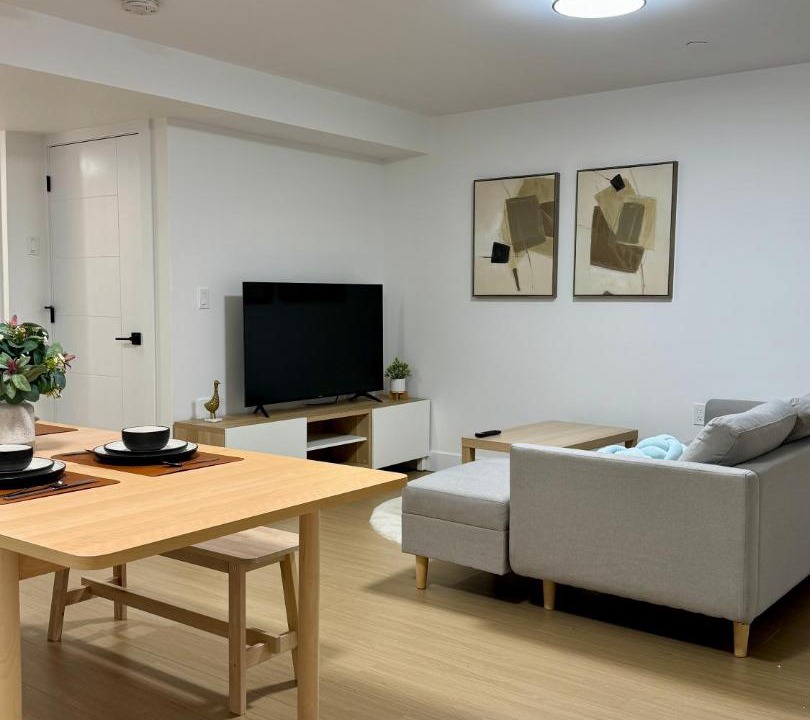 Photo of Livingroom in Willoughby