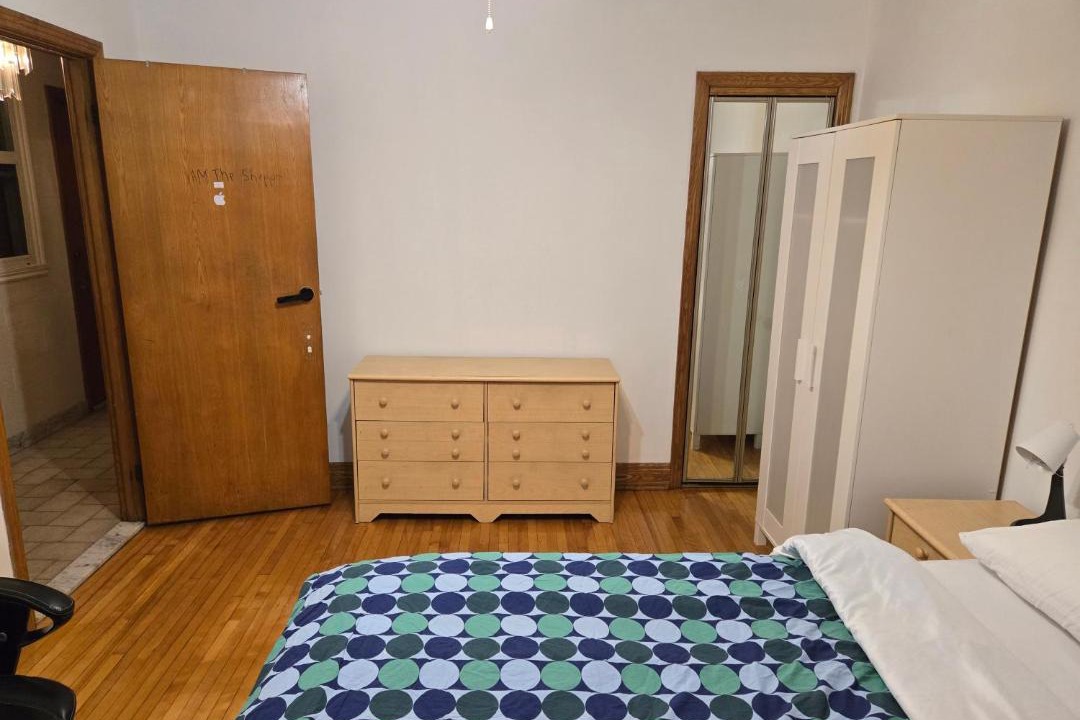 Photo of Bedroom in Cote-Saint-Paul