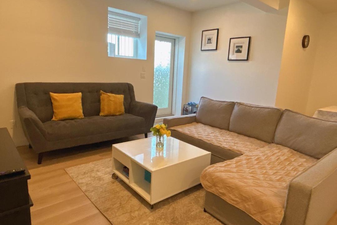 Photo of Livingroom in Willoughby