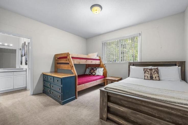 Photo of Bedroom in Sun Peaks
