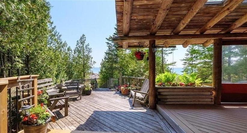 Photo of Patio Balcony in Lion's Head