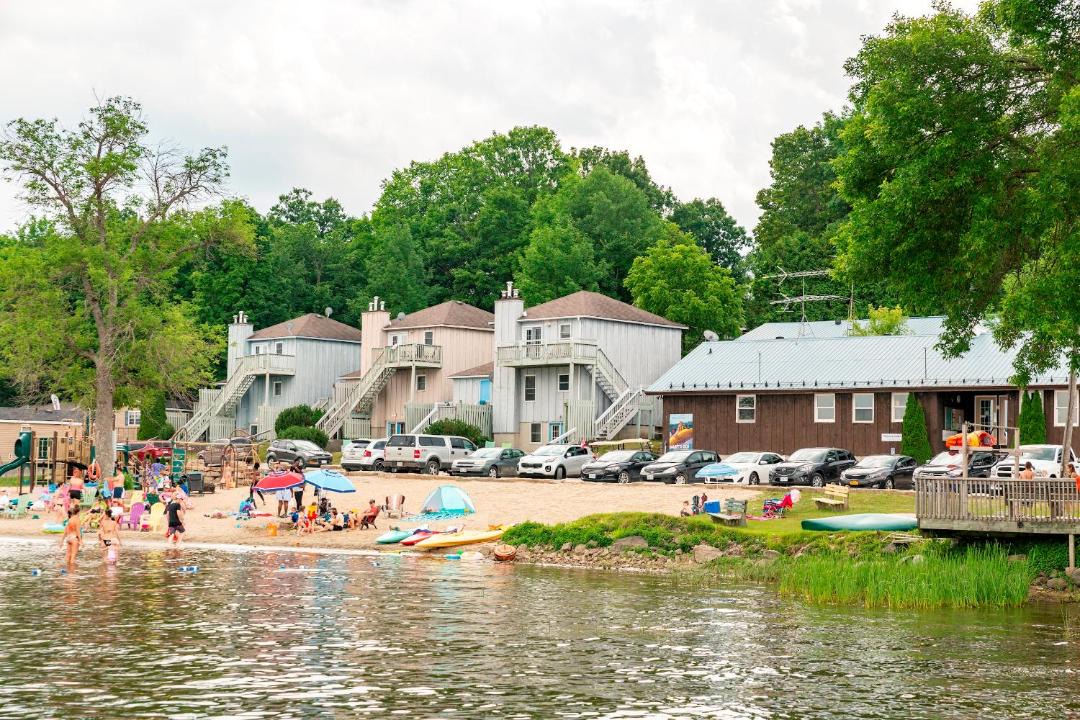 Photo of Others in Drummond-North Elmsley