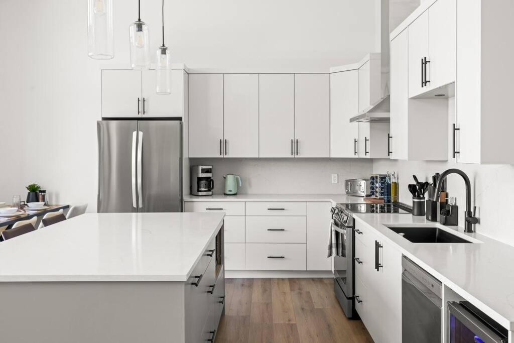 Photo of Kitchen in Shawnigan Lake