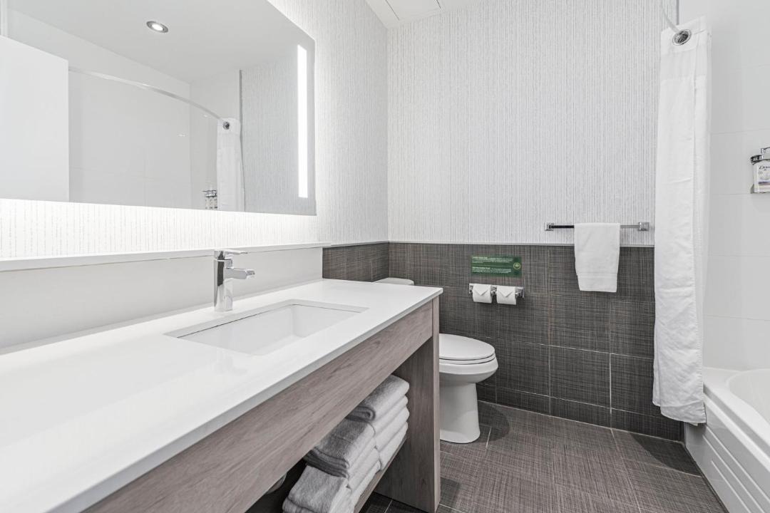 Photo of Bathroom in Les Maskoutains Regional County Municipality