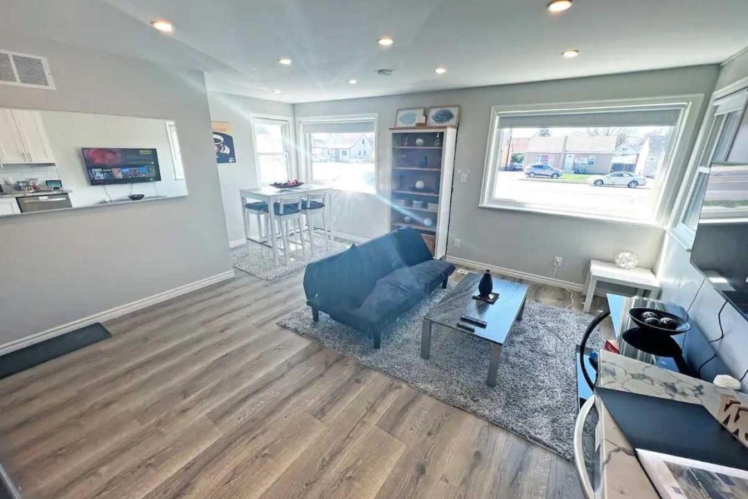 Photo of Livingroom in Hamilton