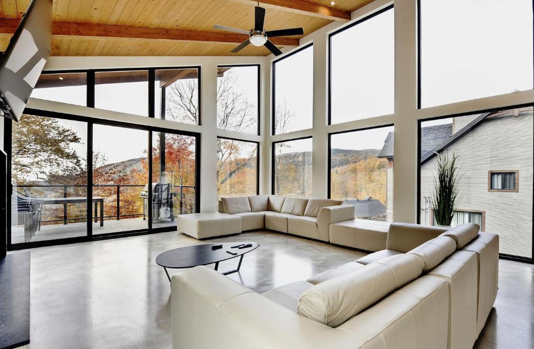 Photo of Livingroom in Stoneham