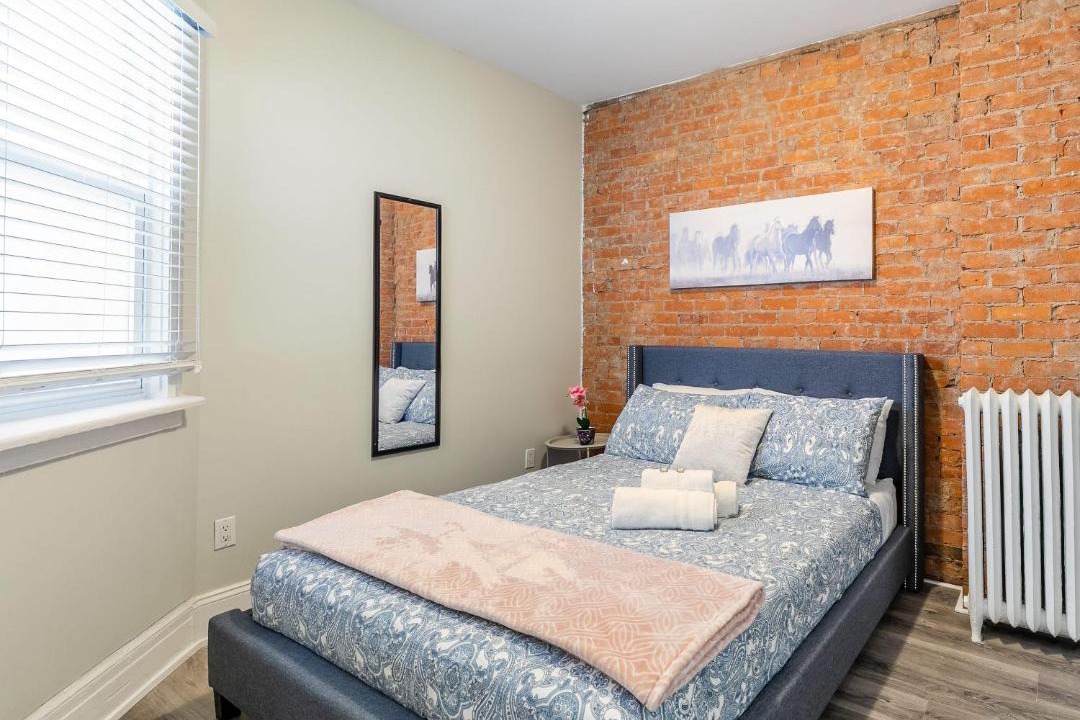 Photo of Bedroom in Central Hamilton