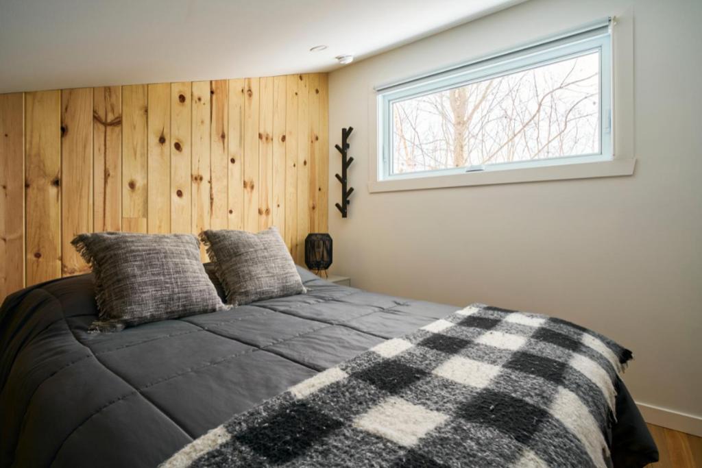 Photo of Bedroom in Notre-Dame-des-Monts