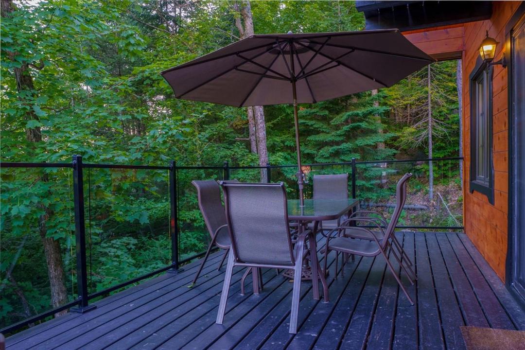 Photo of Patio Balcony in Entrelacs