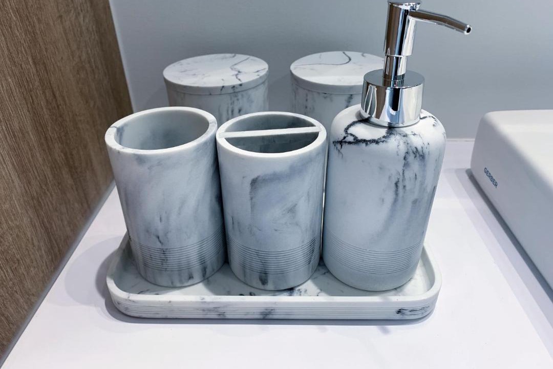 Photo of Bathroom in Longueuil