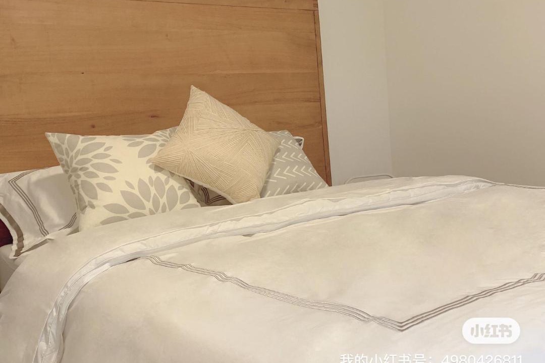 Photo of Bedroom in Longueuil